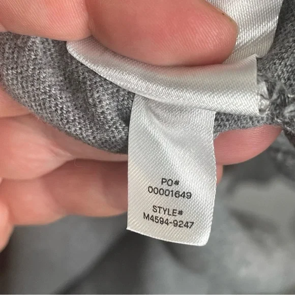 Vince Raw Edge Long Sleeve Henley T-Shirt in Gray L - Picture 15 of 15